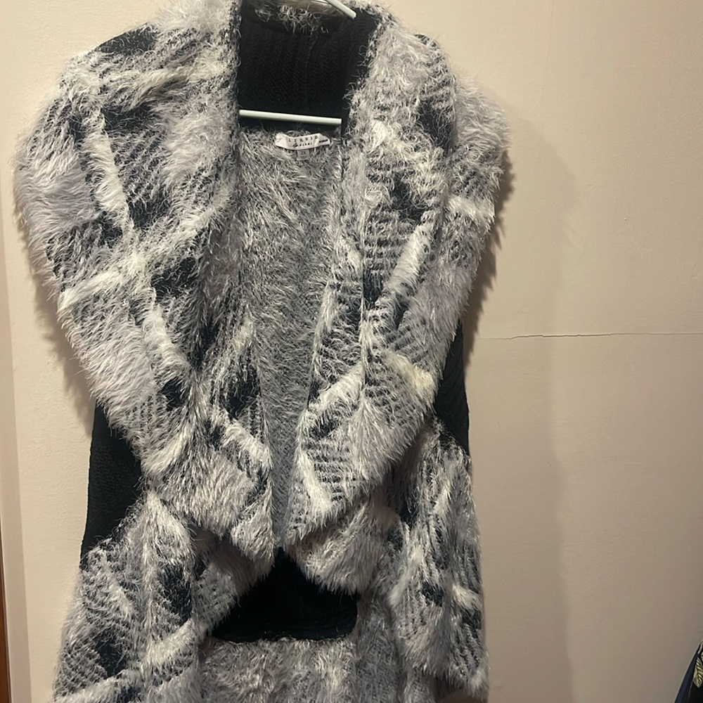 Sweater Vest